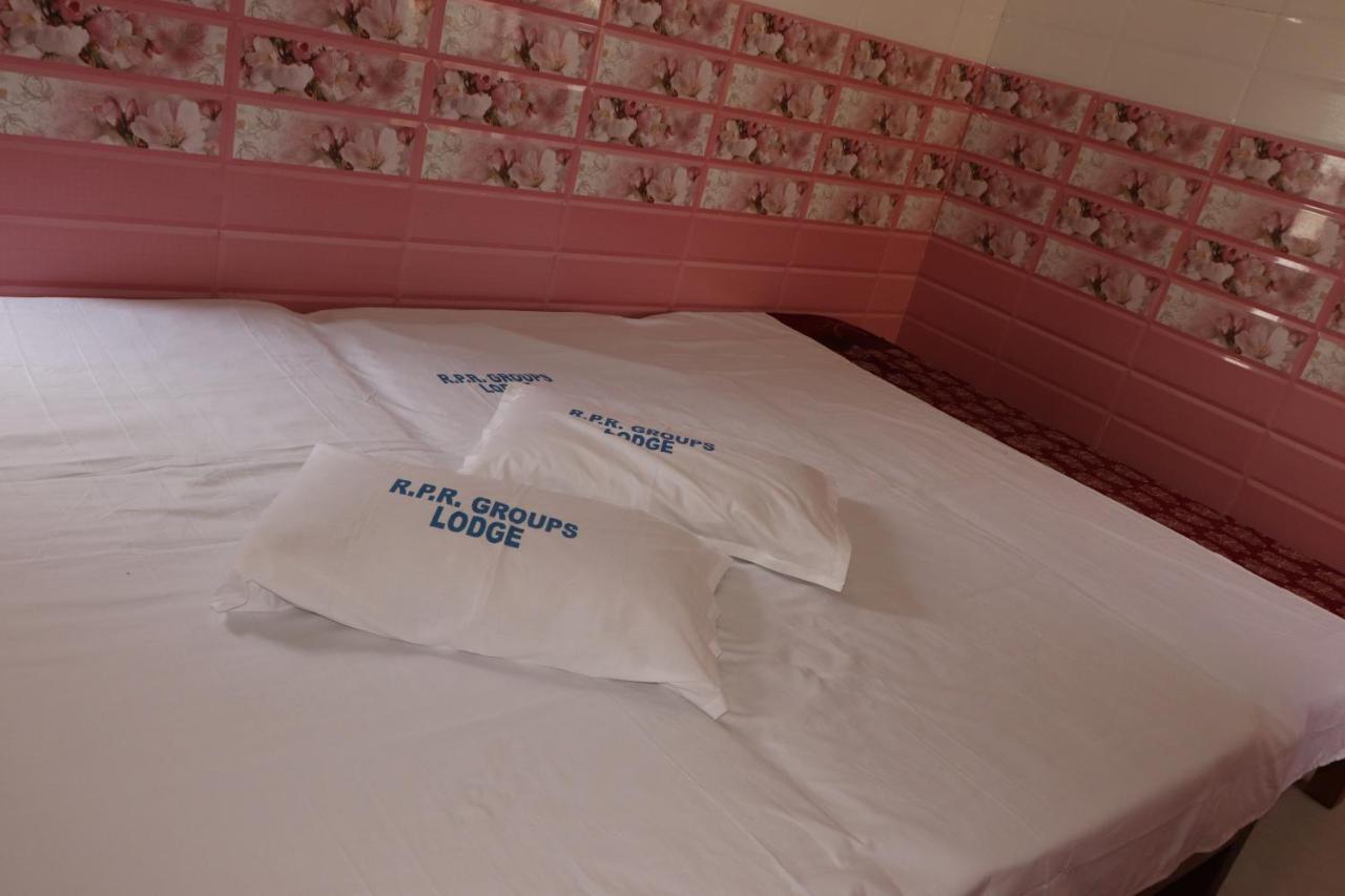 Annaiyin Hotel King Palace Velankanni Esterno foto